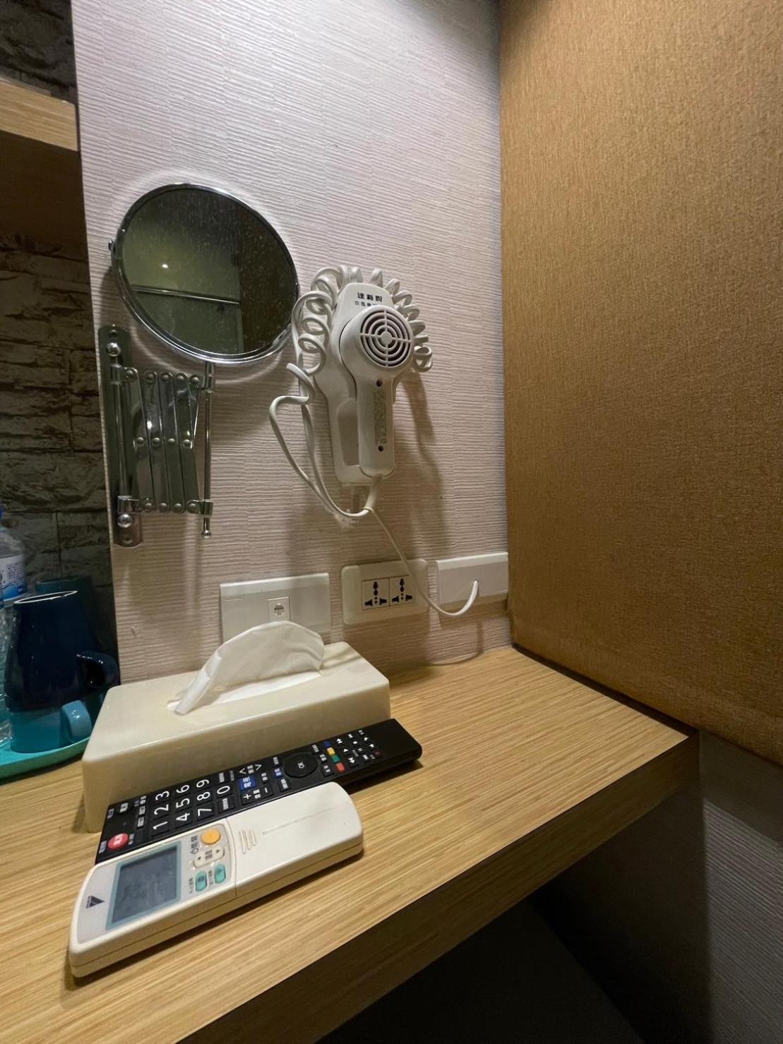 Dream Travel Apartment Taipei Bagian luar foto