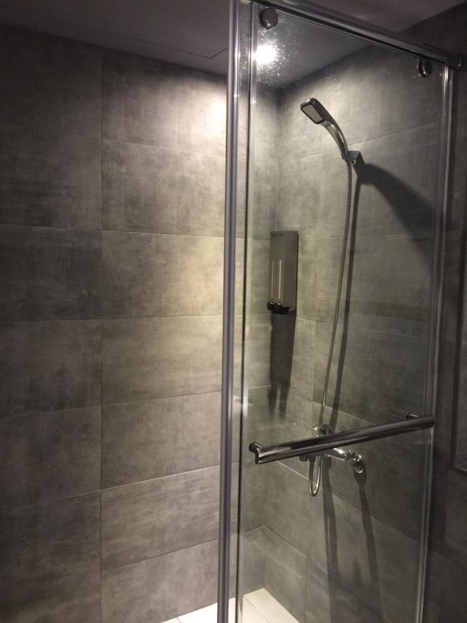 Dream Travel Apartment Taipei Bagian luar foto